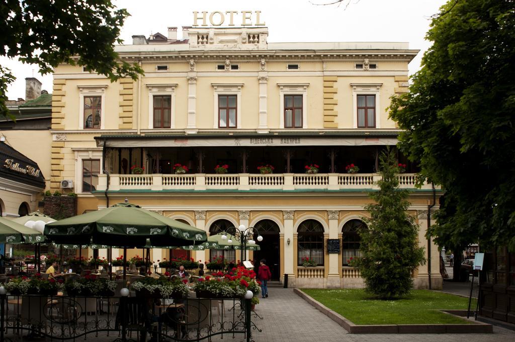 Wien Hotel Lviv Ngoại thất bức ảnh