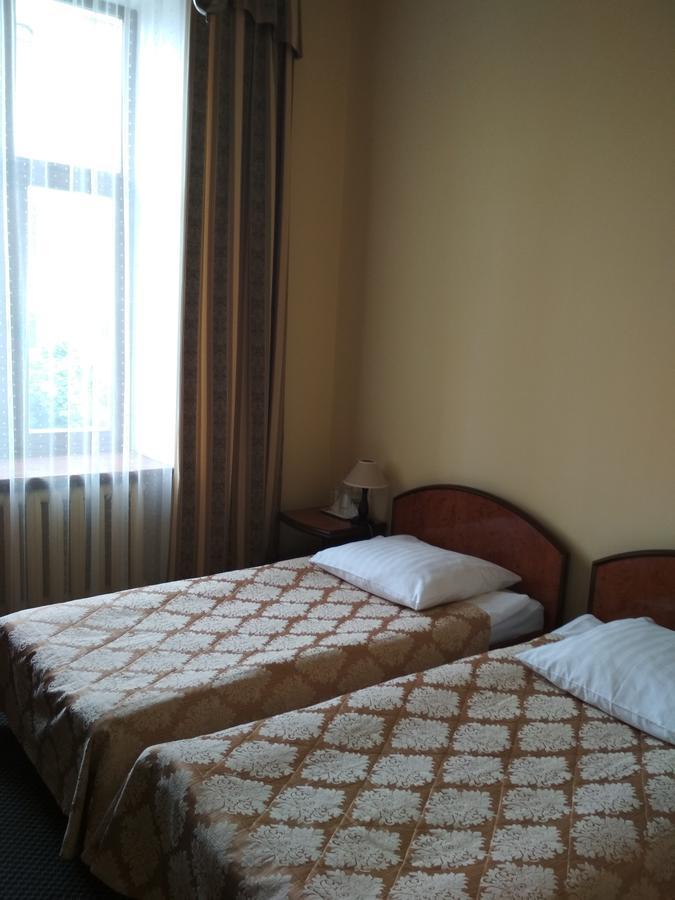 Wien Hotel Lviv Ngoại thất bức ảnh
